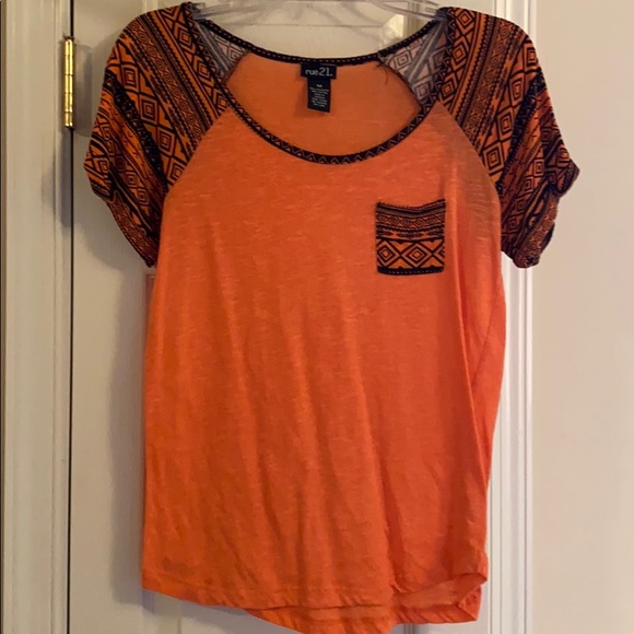 Rue21 Orange Scoop Neck Tee with Aztec Design - Picture 1 of 4